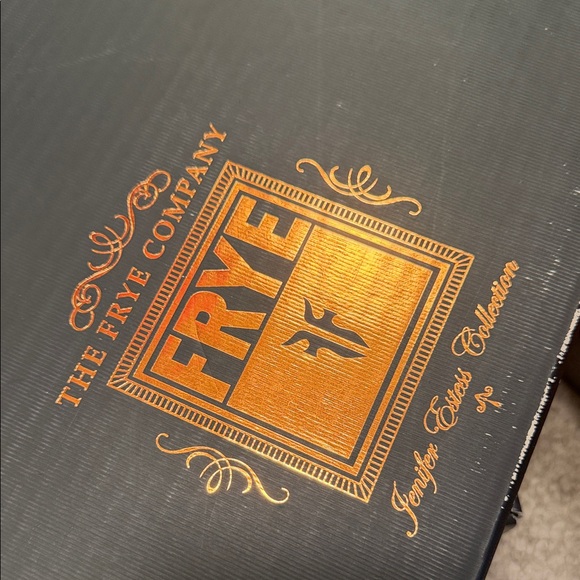 Limited Edition Frye Embroidered aligator Boots - Picture 2 of 8